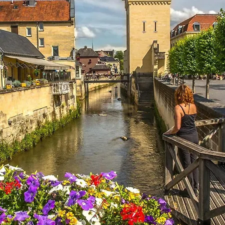 アパート Falchenberch ファルケンブルフ